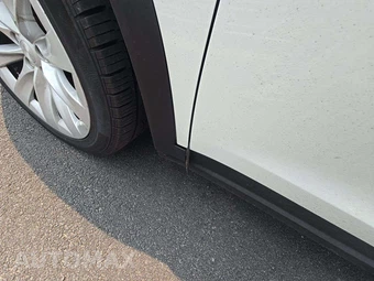 2020 Tesla Model X Long Range – miniatura 26