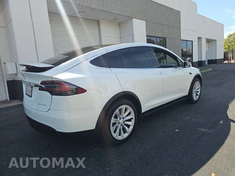 2020 Tesla Model X Long Range Plus - miniatura 4