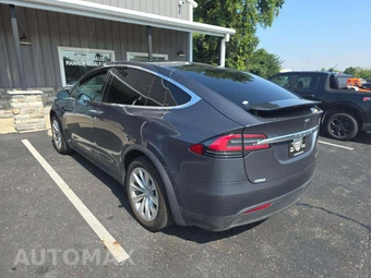2020 Tesla Model X Long Range Plus - miniatura 2