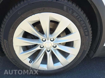 2020 Tesla Model X Long Range Plus - miniatura 22