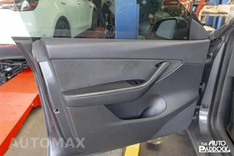 2020 Tesla Model Y - miniatura 11