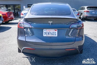 2020 Tesla Model Y - miniatura 6