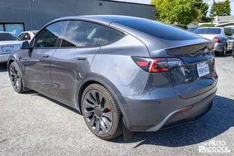 2020 Tesla Model Y - miniatura 7