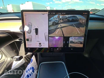 2020 Tesla Model Y Long Range - miniatura 10