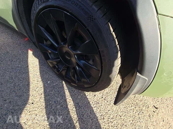 2020 Tesla Model Y Long Range - miniatura 24