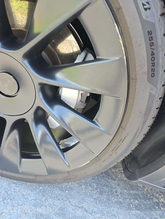 2020 Tesla Model Y Long Range - miniatura 21