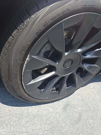 2020 Tesla Model Y Long Range - miniatura 22