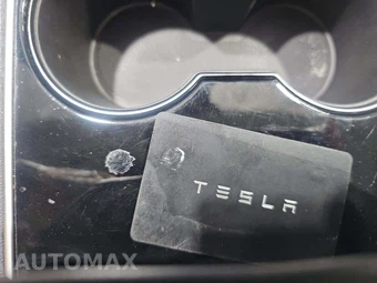 2020 Tesla Model Y Long Range - miniatura 8