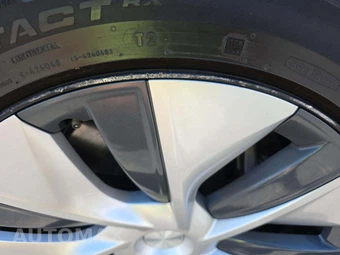 2020 Tesla Model Y Long Range - miniatura 19