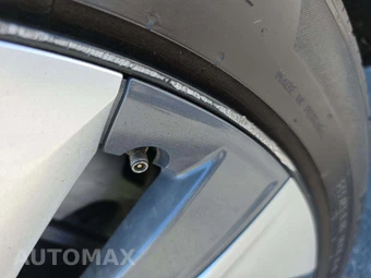2020 Tesla Model Y Long Range - miniatura 21
