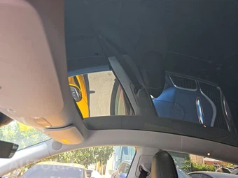 2020 Tesla Model Y Long Range - miniatura 14