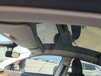 2020 Tesla Model Y Long Range - miniatura 18