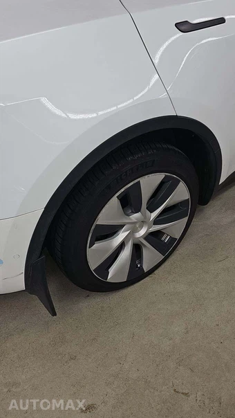 2020 Tesla Model Y Long Range - miniatura 24