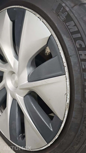 2020 Tesla Model Y Long Range - miniatura 31