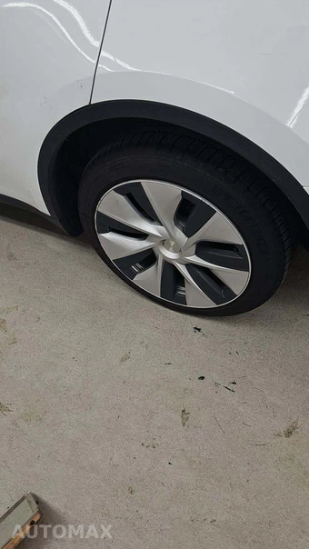 2020 Tesla Model Y Long Range - miniatura 37