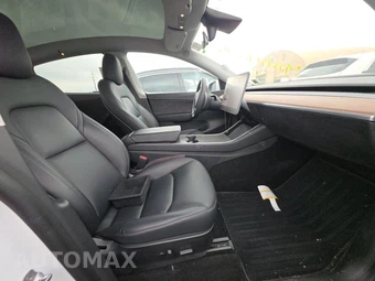 2020 Tesla Model Y Long Range - miniatura 8