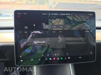 2020 Tesla Model Y Long Range - miniatura 10
