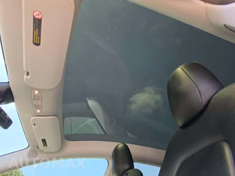 2020 Tesla Model Y Long Range - miniatura 11