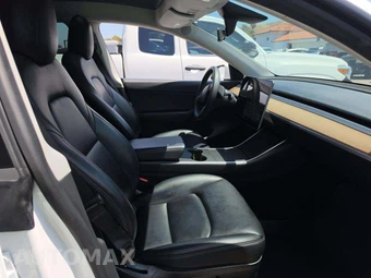 2020 Tesla Model Y Long Range - miniatura 19