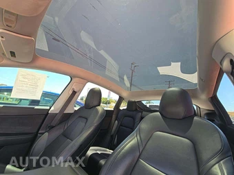 2020 Tesla Model Y Long Range - miniatura 11