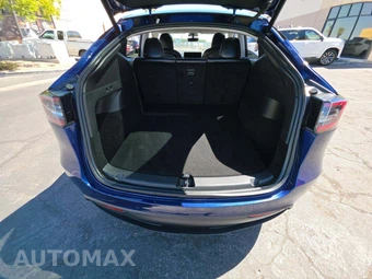 2020 Tesla Model Y Long Range - miniatura 11