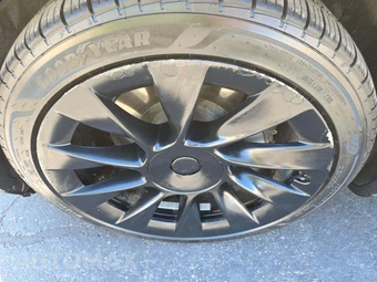 2020 Tesla Model Y Long Range - miniatura 21