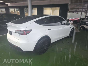 2020 Tesla Model Y Long Range – miniatura 3