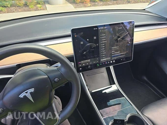 2020 Tesla Model Y Long Range - miniatura 10