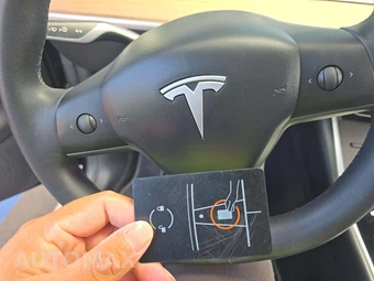 2020 Tesla Model Y Long Range - miniatura 8