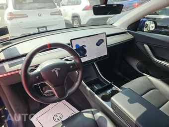 2020 Tesla Model Y Long Range – miniatura 11