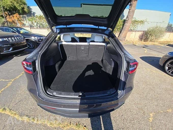 2020 Tesla Model Y Long Range - miniatura 14