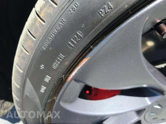 2020 Tesla Model Y Performance - miniatura 18