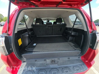 2020 Toyota 4Runner SR5 – miniatura 16