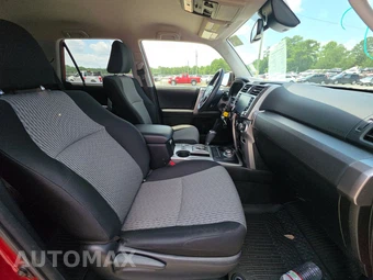 2020 Toyota 4Runner SR5 – miniatura 8