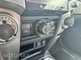 2020 Toyota 4Runner SR5 - miniatura 23