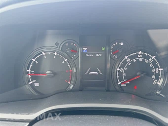 2020 Toyota 4Runner SR5 - miniatura 27