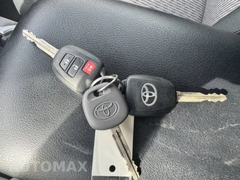 2020 Toyota 4Runner SR5 - miniatura 31