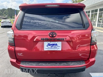 2020 Toyota 4Runner SR5 - miniatura 4