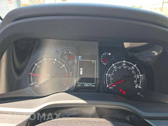2020 Toyota 4Runner SR5 - miniatura 9