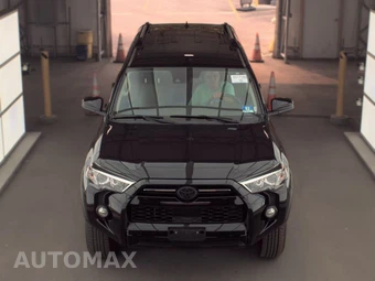 2020 Toyota 4Runner SR5 - miniatura 2