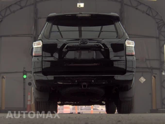 2020 Toyota 4Runner SR5 - miniatura 7