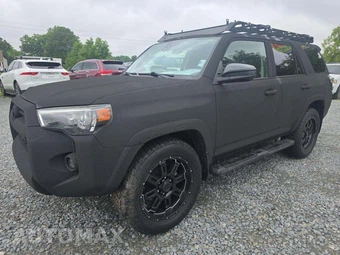 2020 Toyota 4Runner SR5