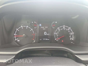 2020 Toyota 4Runner SR5 - miniatura 9