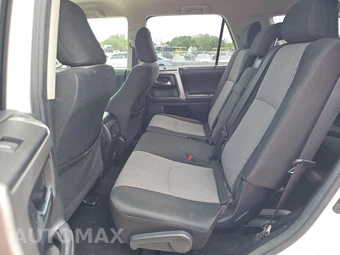 2020 Toyota 4Runner SR5 - miniatura 14