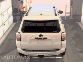 2020 Toyota 4Runner SR5 - miniatura 5