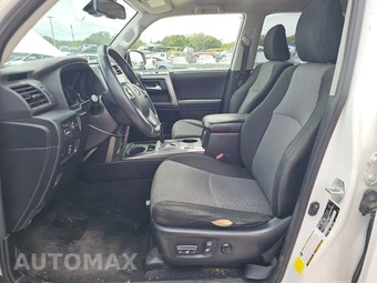 2020 Toyota 4Runner SR5 - miniatura 8