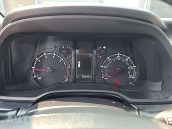 2020 Toyota 4Runner SR5 Premium - miniatura 9