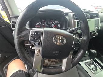 2020 Toyota 4Runner SR5 Premium – miniatura 10
