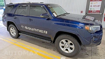 2020 Toyota 4Runner SR5 Premium – miniatura 3