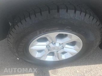 2020 Toyota 4Runner SR5 Premium - miniatura 8